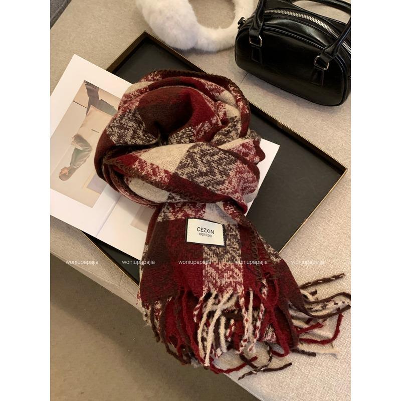 

Новый клетчатый шарф с бахромой от дизайнера, женский осенне-зимний мягкий и теплый платок, высококлассный, универсальный шарф, тренд тёмно-рыжий