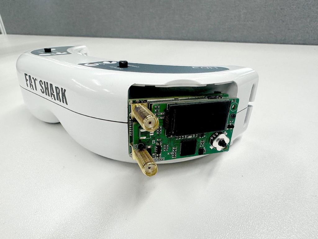 VRX-F4 Dual Receiver Video Goggles, 1.2G/1.3G, 9CH Dual Antenna, Compatible with SKYZONE