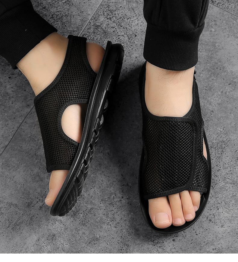 Fashion Breathable Quick-drying Lightweight Mesh Sandals for Men Summer New Designer Black Hallow Anti-slip Beach Shoes Sandals Men