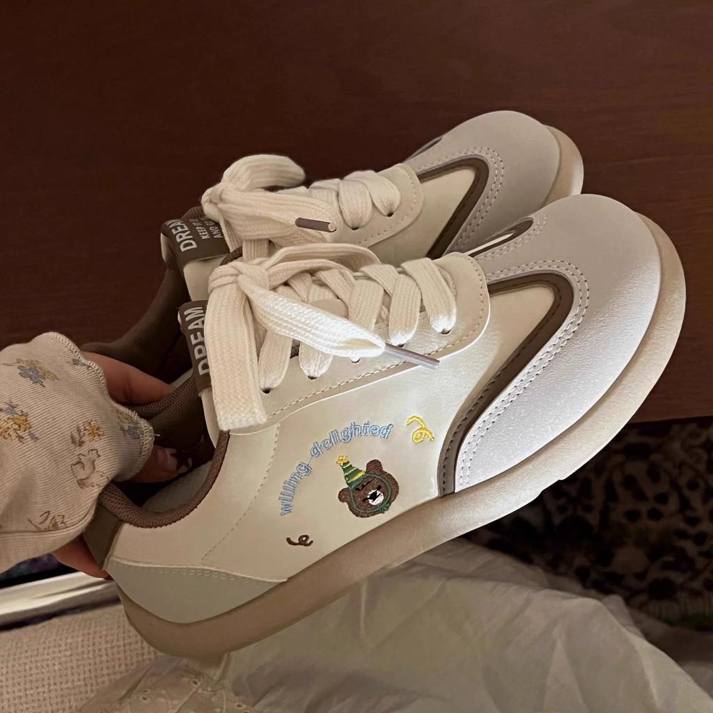 2025 new niche design emotion training shoes female student board shoes retro casual sports Forrest Gump shoes