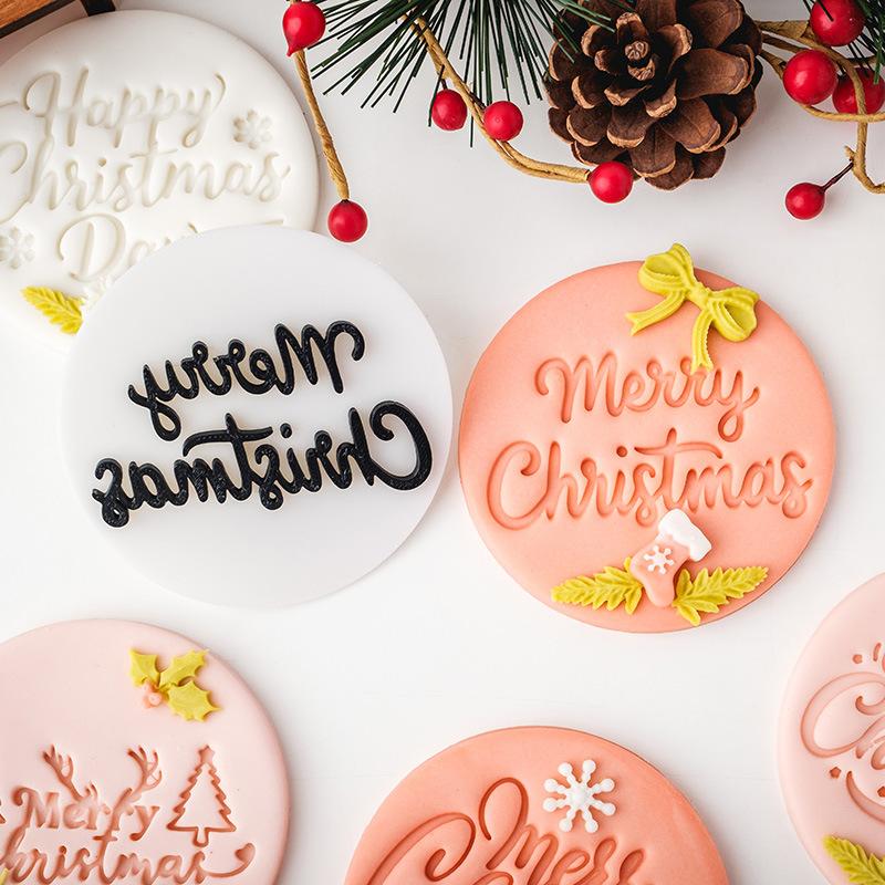Merry Christmas Holiday Cookies Stamping Novice Baking Tools Cookies Cutter Christmas Biscuit Mold Cake Decorating Tools