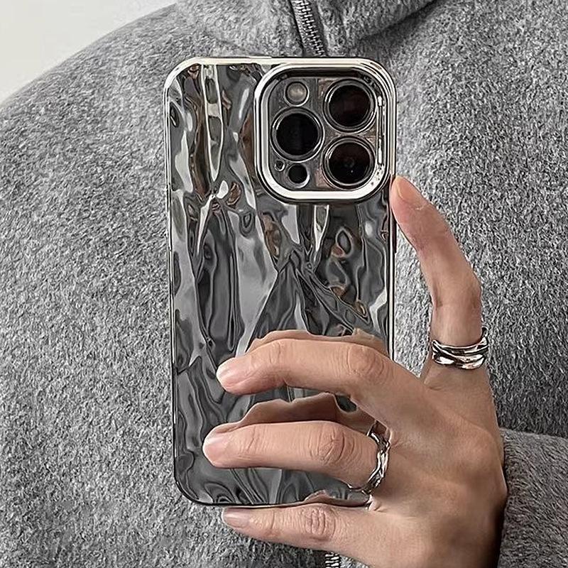 Husă Coreeană Plisată Plată cu Argint pentru Apple 16pro, Senzație High-end pentru Husă Protectoare IPhone 15