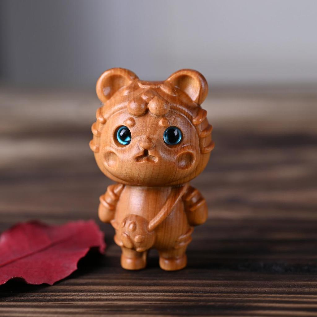 Burl Wood Carving: Fierce Tiger Ornament - Solid Wood Animal Figurine for Home or Car Decor