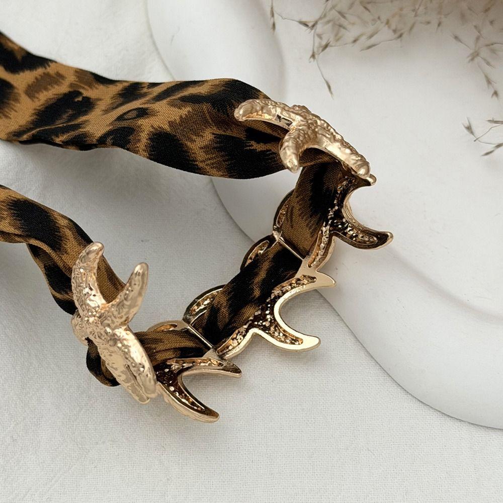 Leopardenmuster Seidenschal Manschettenarmbänder Goldener Ethnischer Stil Armband Metall Breites Armband Damen