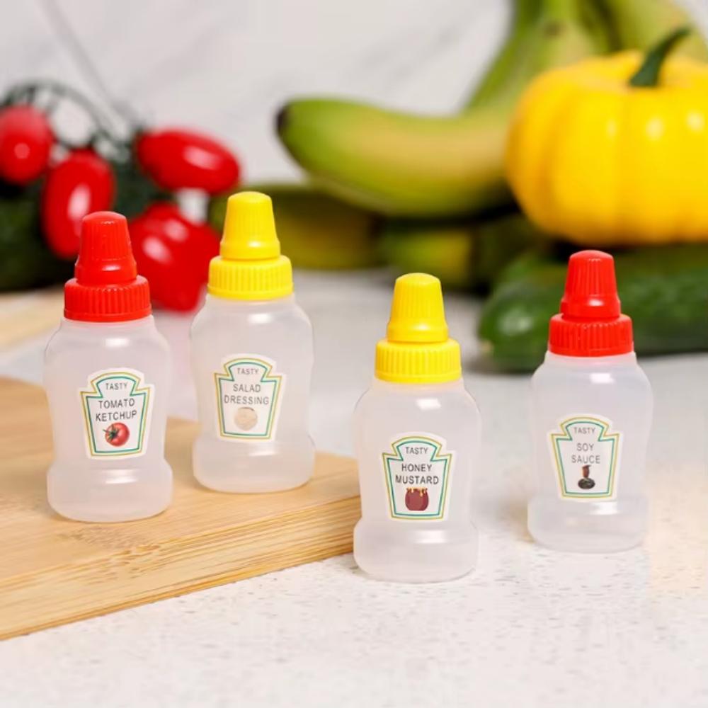 4 Mini Ketchup Bottles, Condiment Squeeze Bottles, and Plastic Containers for Refilling Salad Dressing and Ketchup, Suitable for