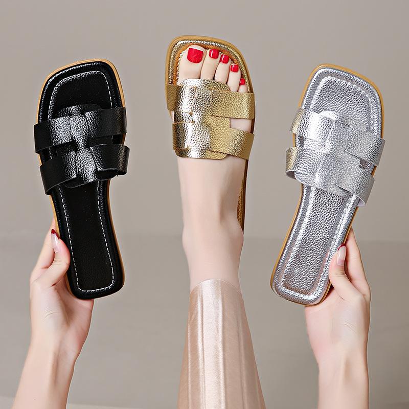 Large Size Square Head Flat Bottom Slippers Women's 2025 Summer New Solid Color Simple Low Heel One Word Casual Beach Cool Slippers