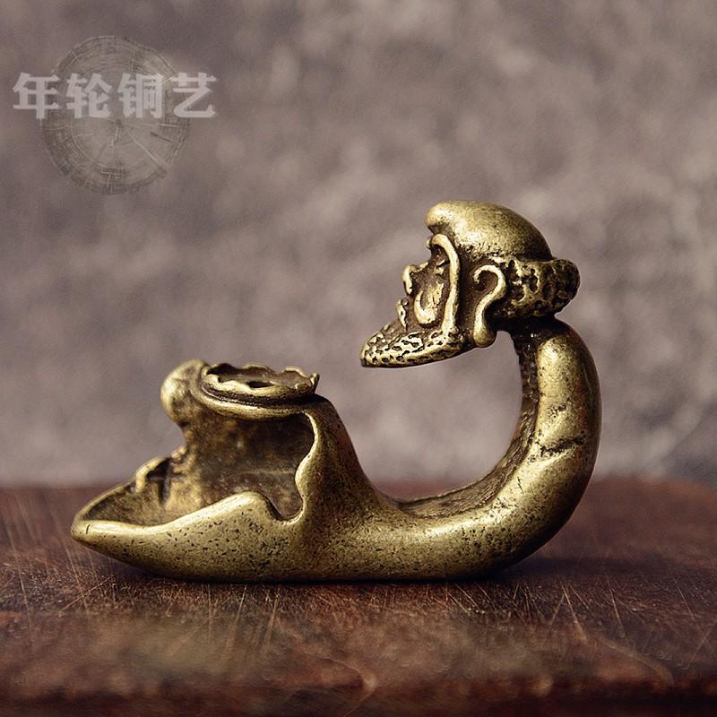 Brass Lotus Leaf Backflow Incense Burner With Bodhidharma Buddha Hand Design Decorative Aroma Diffuser Home Office Meditation Damo Incense Stick Holder