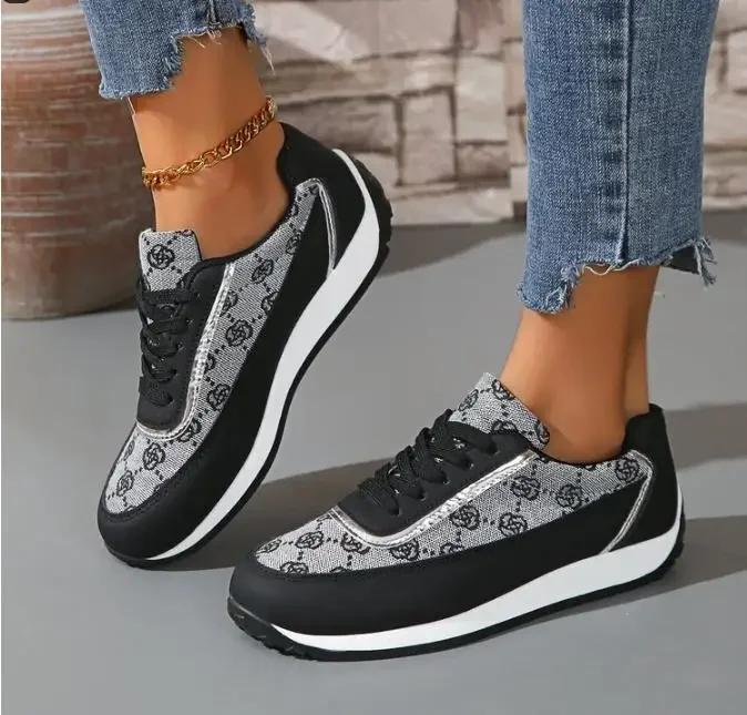 Fashion Fashion Platform Sneakers Women Round Toe Lace Up Sports Shoes Contrast Color Woman 2025 Spring Comfortable Walking Shoe CANVAS