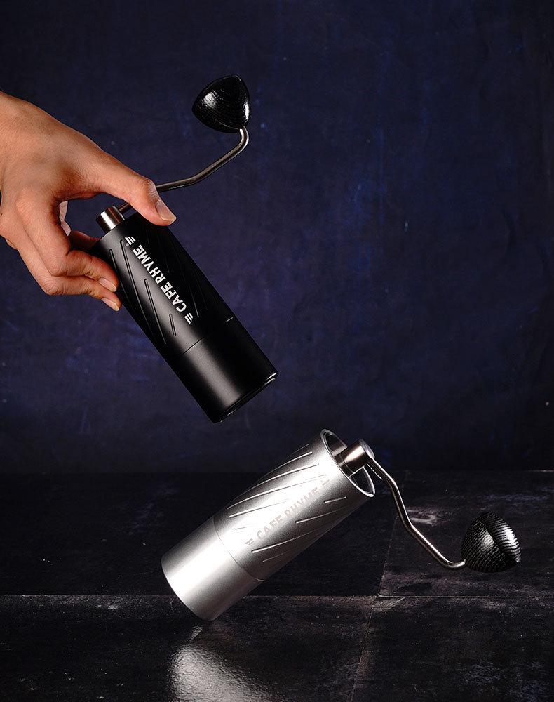 49mm Titanium-Plated Dual Blade Hand-Crank Coffee Grinder for Outdoor Use