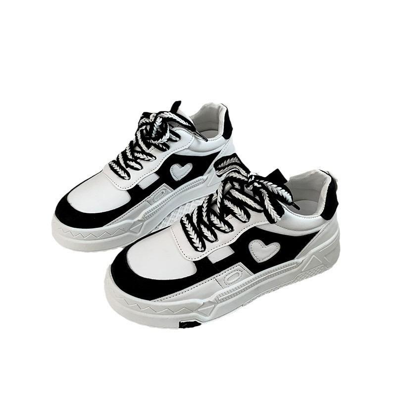 Board shoes women's spring and autumn flat platform summer new orders surge versatile students black star casual sports white shoes