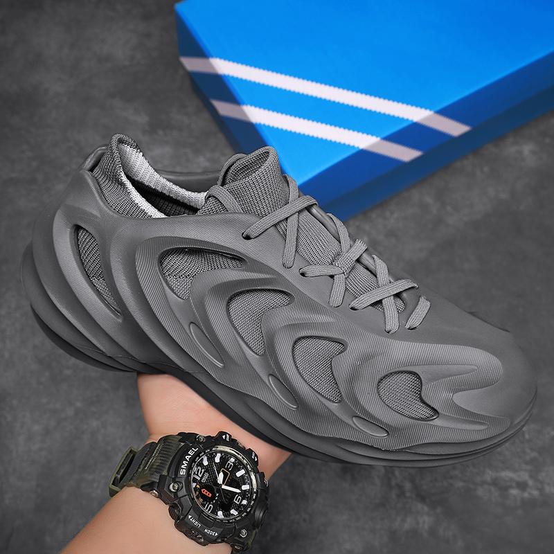 Fashion New Men Spring Summer Casual Shoes EVA Cave Shoe Garden Shoes Fly Weaving Mesh Breathable Light Outdoor Sneakers Running Shoes