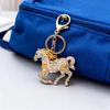 Schlüsselanhänger Anhänger Funkelnde Strasssteine Pferde-Design Metall Schlüsselanhänger Dekorative Schlüsselhalter Freunde