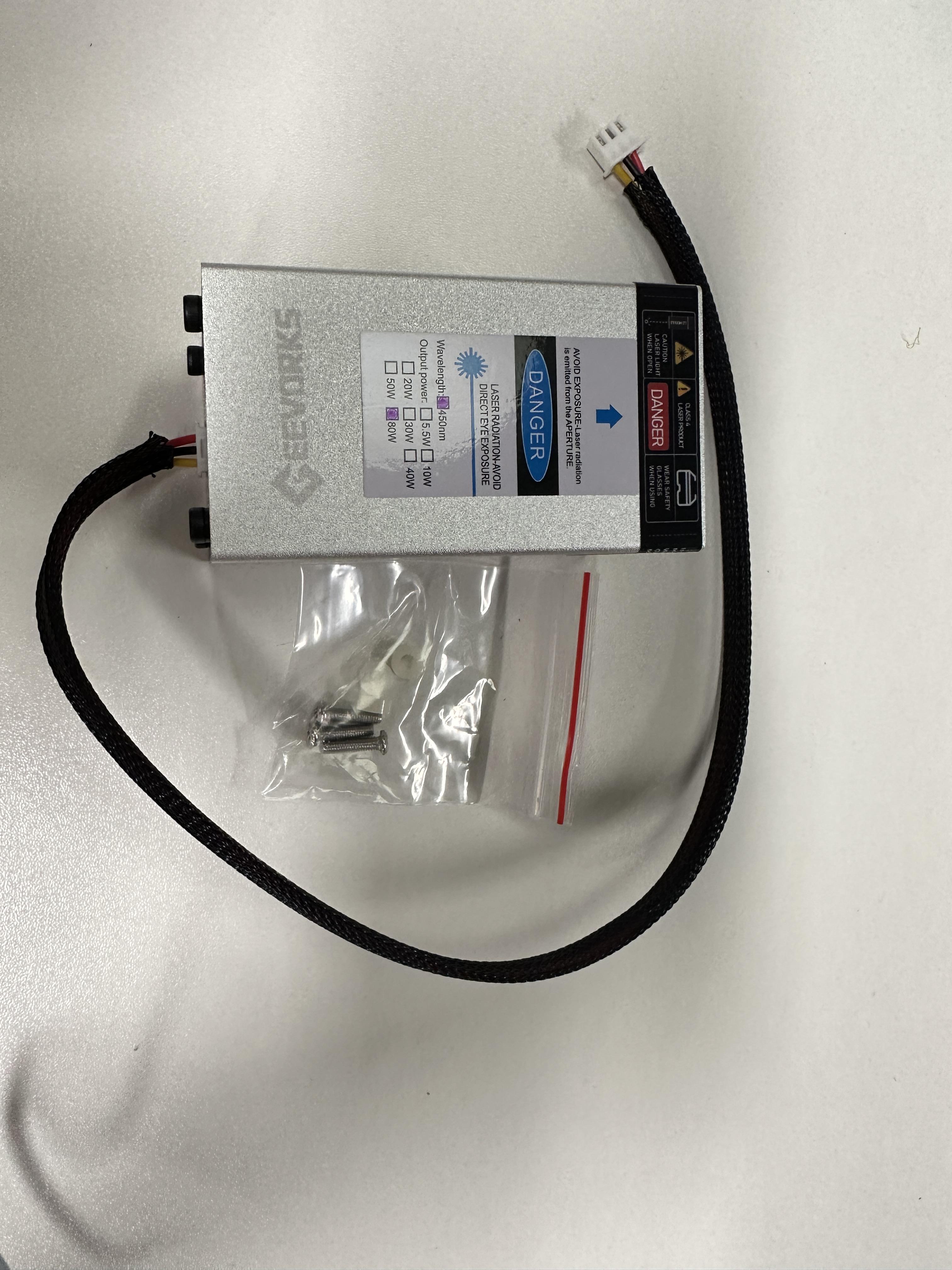 

Лазерний модуль Geevorks 5,5 Вт, 450 нм, гравіруюча лазерна головка, регульована фокусна відстань, висока точність 80W срібний