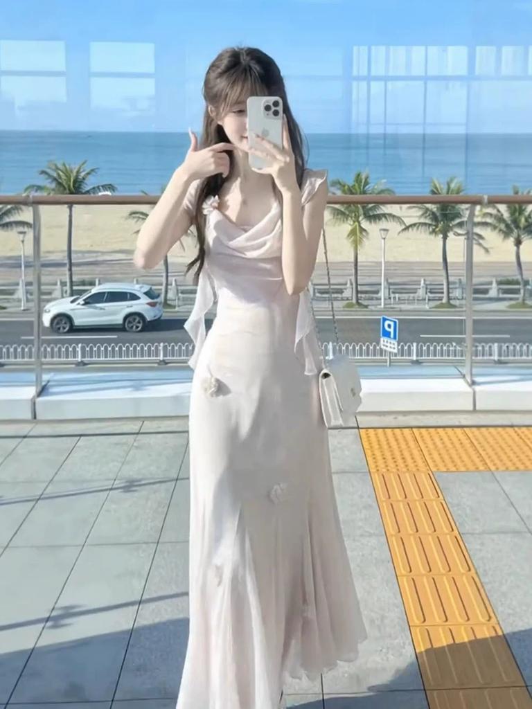 Gentle wind temperament fairy swing collar suspender dress 2026 summer new elegant and beautiful waist long dress women's clothing