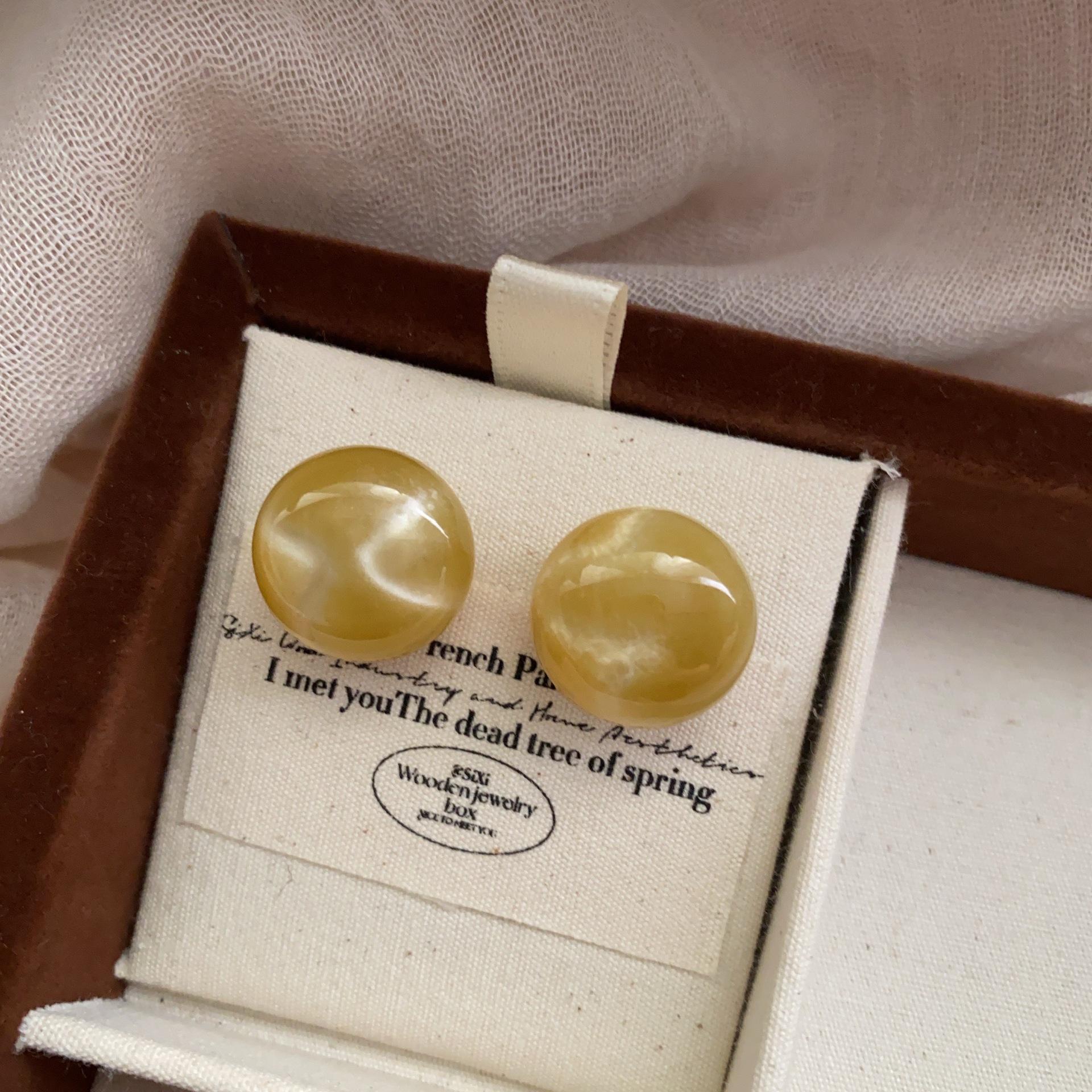 20 Spring And Summer Colored Ball Candy Stud Earrings For Girls And Girls, Fresh And Cute Versatile Earrings