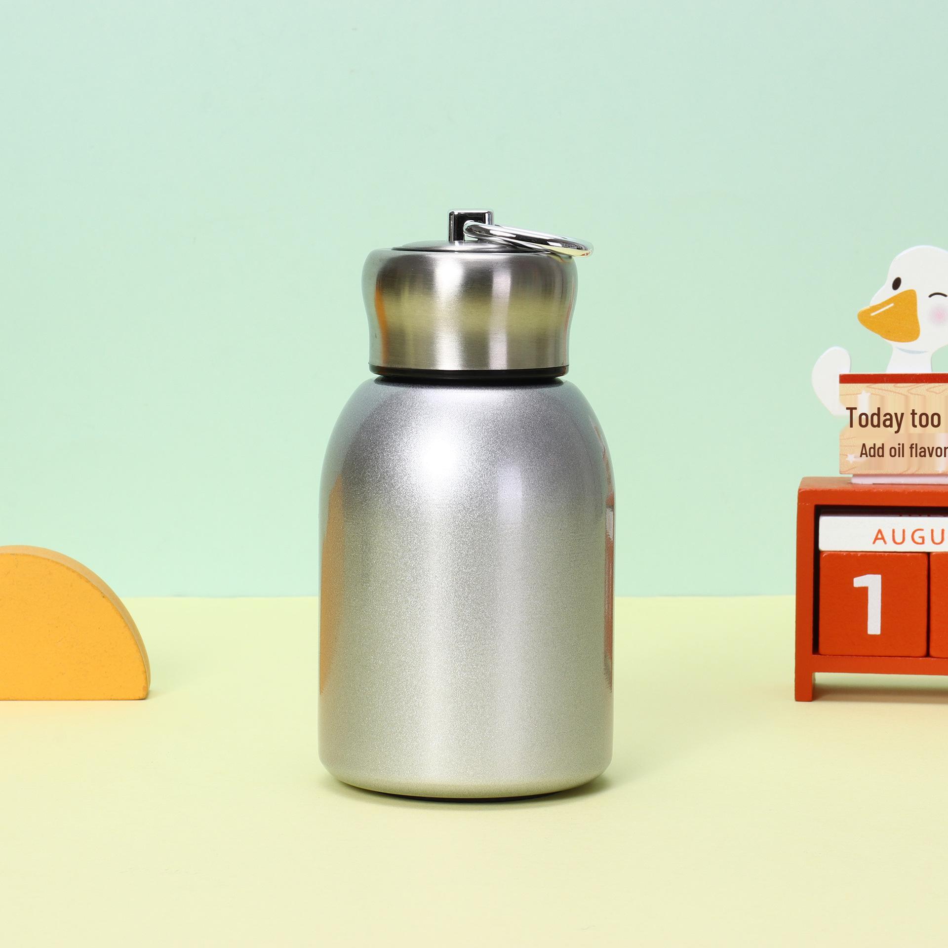 

Compact Insulated Water Bottle for Men & Women – Stylish 304 Stainless Steel, Ideal for Outdoor Activities 300ml