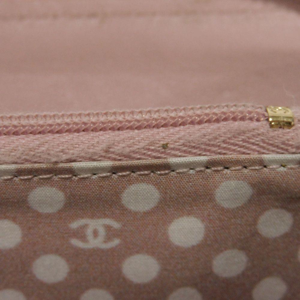 Used 10097 Coco Pearl Zip Coin Purse AP3811 7943 COCO Mark CC Mark Dots Random Matelasse Pink Beige Women's from Japan