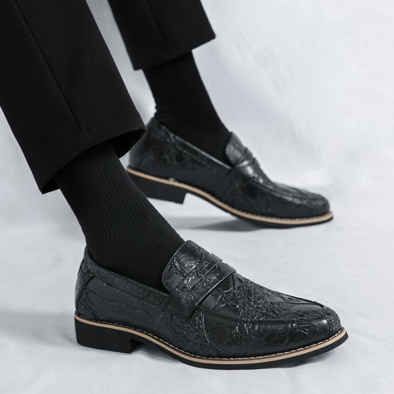 Fashion Leather Shoes Casual Business Shoes for Men Dress Tenis De Hombre Moccasins Mokasin Tenis Caballero Designer Sneakers