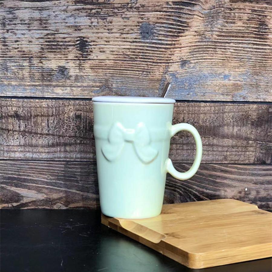 

Light Luxury Colorful Relief Bow Mug with Cover Spoon Ceramic Mug 301-400ml