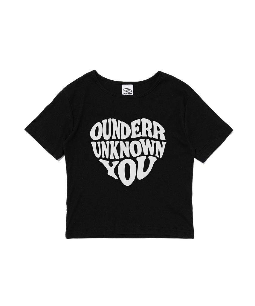 OUNDERR Heart Lettering Crop Short Sleeve T-Shirt (Black)