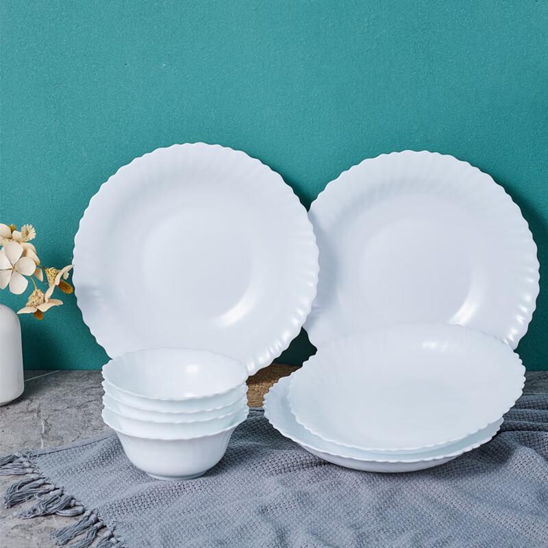 Corelle Brands White Jade 8-Piece Dinnerware Set