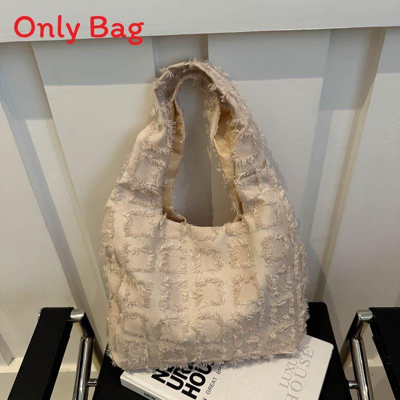 Canvas Tote Bag For Women With Quilted Pattern And Shoulder Strap For Casual Daily Use