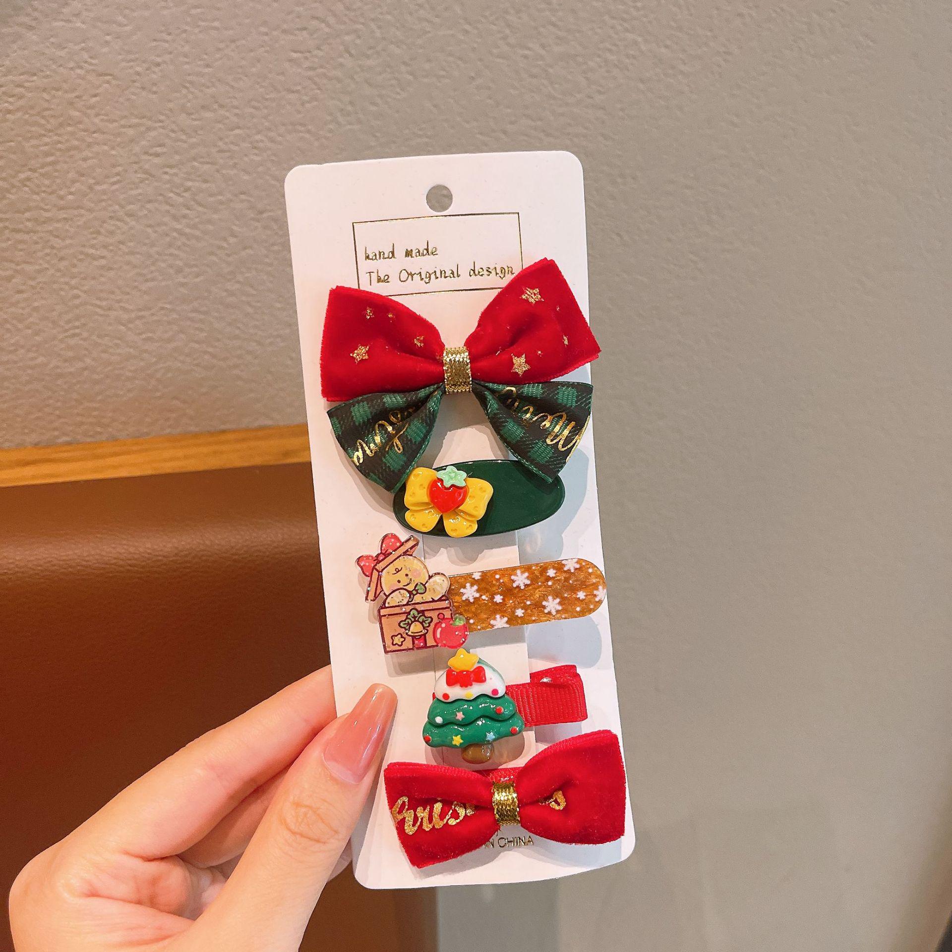

2025 Christmas Hair Clips Set: Cute Fabric Reindeer, Santa Claus, Bell Accessories - 5 Pieces