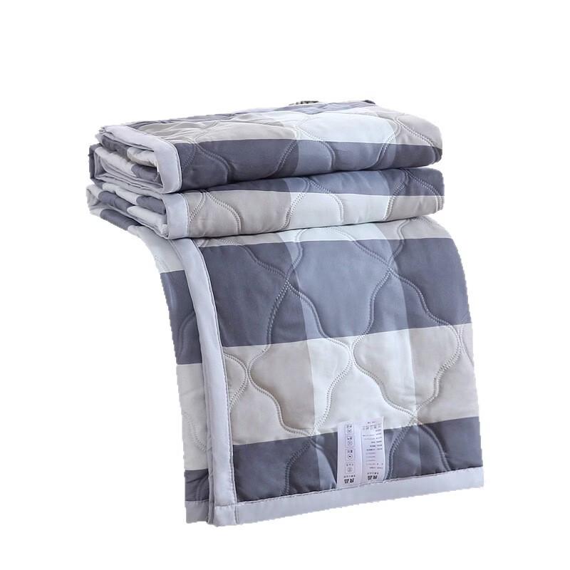 Brangdy Washed Cotton All-Season Quilt