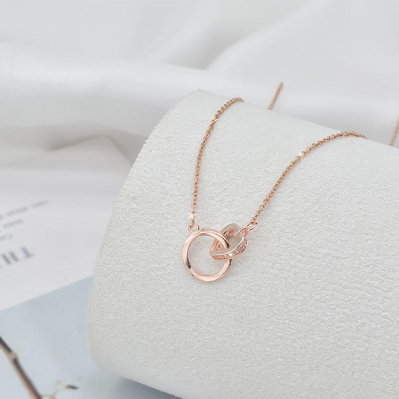 

Ожерелье Mobius Love с двойным кольцом, универсальная невыцветающая цепочка из титановой стали на ключицу розового золота