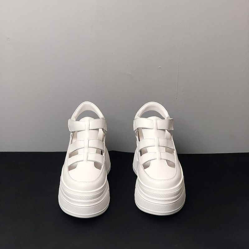 Autumn New Casual Hollow Thick-soled Hole Shoes Women's Versatile, Lightweight, Height-increasing and Breathable Going Out Sandals