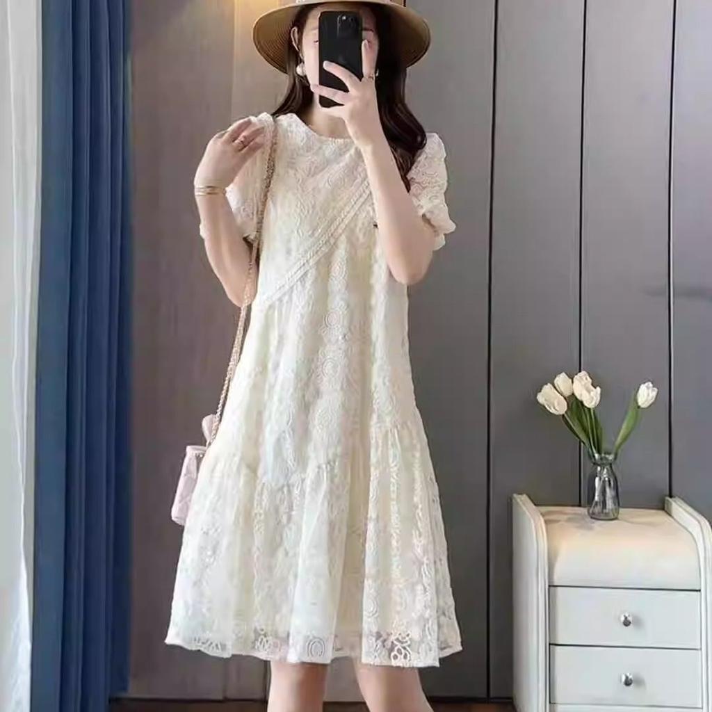 French high-end petty bourgeoisie lace dress is stunning at first glance, and the new summer fashion is unique and beautiful. Versatile short skirt