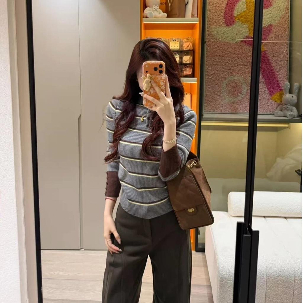 Unique contrasting striped semi-turtleneck bottoming shirt women's autumn and winter long-sleeved knitted sweater with top