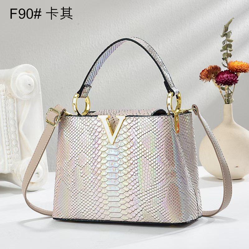 

Temperament texture handbag crocodile pattern design versatile messenger shoulder bag casual women s bag 22*9*16 хаки