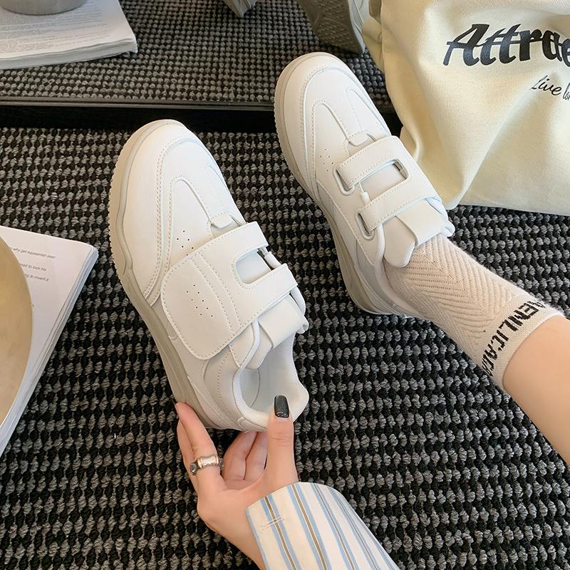Fashion Classic Solid White Breathable Sneakers Women 2025 Autumn Comfort Soft Sole Non Slip Sports Shoes Woman's Skateboarding Shoes