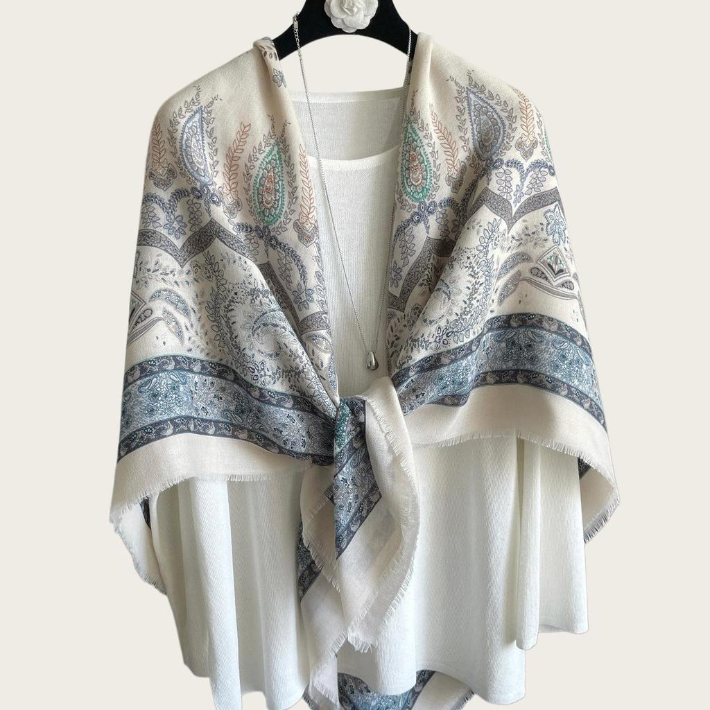 Women's Ethnic Style Cotton-Linen Shawl for Spring/Summer Sun Protection - Yunnan Travel Photography Scarf & Air Conditioned Room Wrap