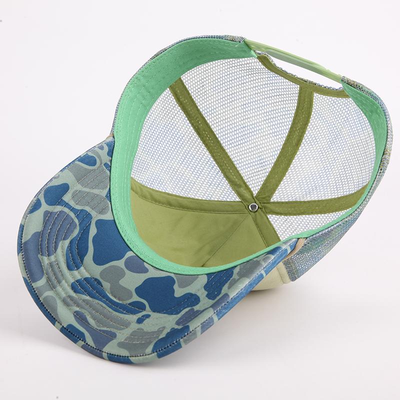 Trucker Hats With Logo Embroidery Printing 5 Panel Camo Trucker Cap  Pre-curved Brim Print Mesh Hat