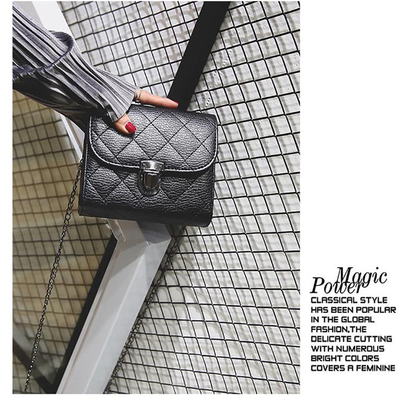 Elegant Pu Leather Female Hand Bags With Rivet Chain For Versatile Use