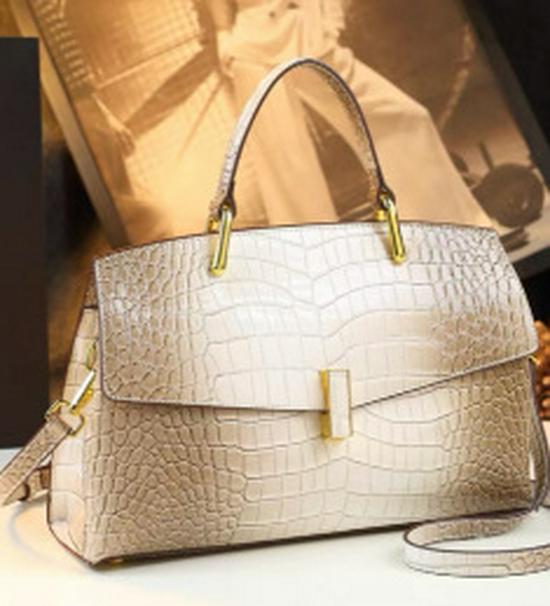 2025 Dámská vysoce kvalitní trendy kabelka přes rameno s krokodýlím vzorem
