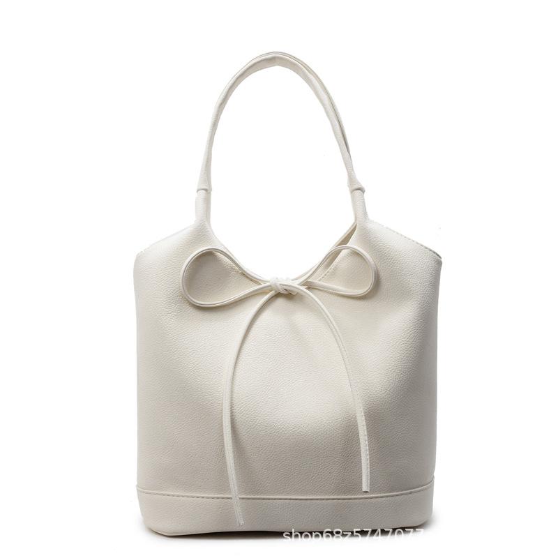 Exquisite large-capacity bag women's 2025 new fashionable retro soft leather shoulder bag casual commuter tote bag