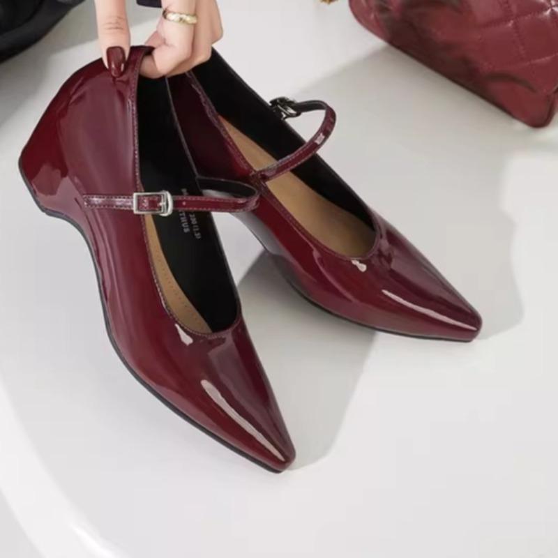 

Heightened Inner Retro Block Heel Shallow Single Shoes Women s New Pointed Toe Shallow Mouth One Strap Mary Jane Shoes 35 вино красного