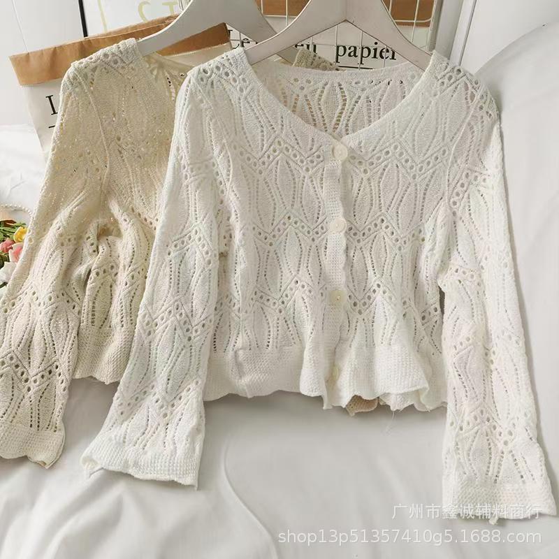 Cardigan tricoté à lacets ajourés motif fleur pour femme, nouveau haut court style bohème pour l'été, châle long à manches longues