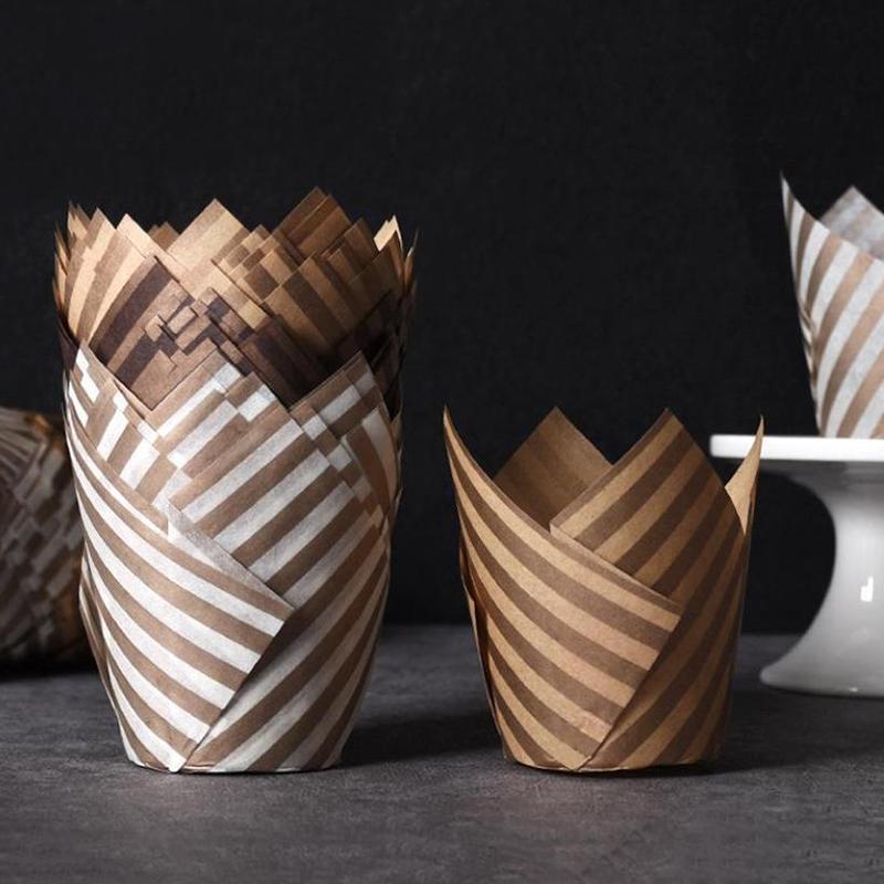 50 pezzi/set Tulipano Muffin Cupcake Carta Coppe Olio-Resistenti Cupcake Liners Cottura Torta Scatola Decorazione Torta Fai da Te Strumenti Muffin Wrap Custodie