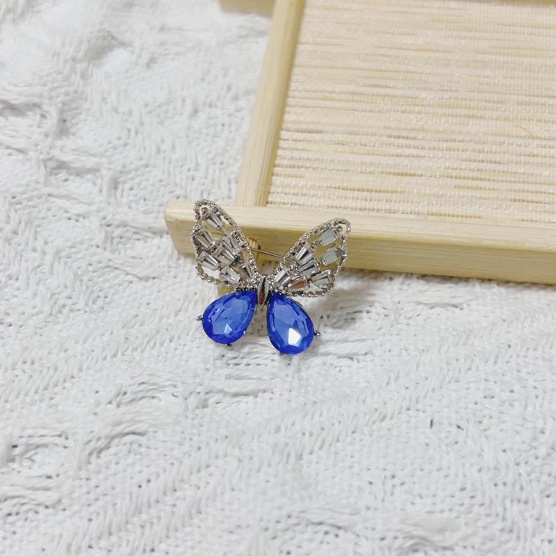 High-End Women's Butterfly Anti-Exposure Fashion Brooch