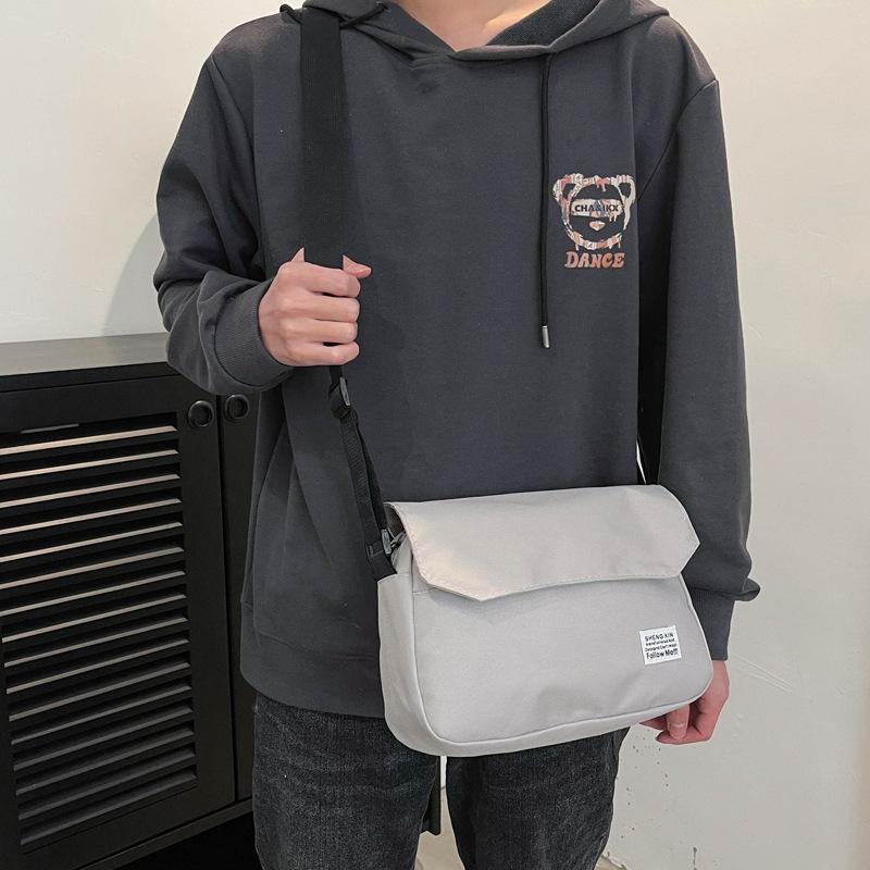 Japanese satchel men's canvas messenger bag simple retro wide shoulder strap messenger bag female literary student shoulder bag