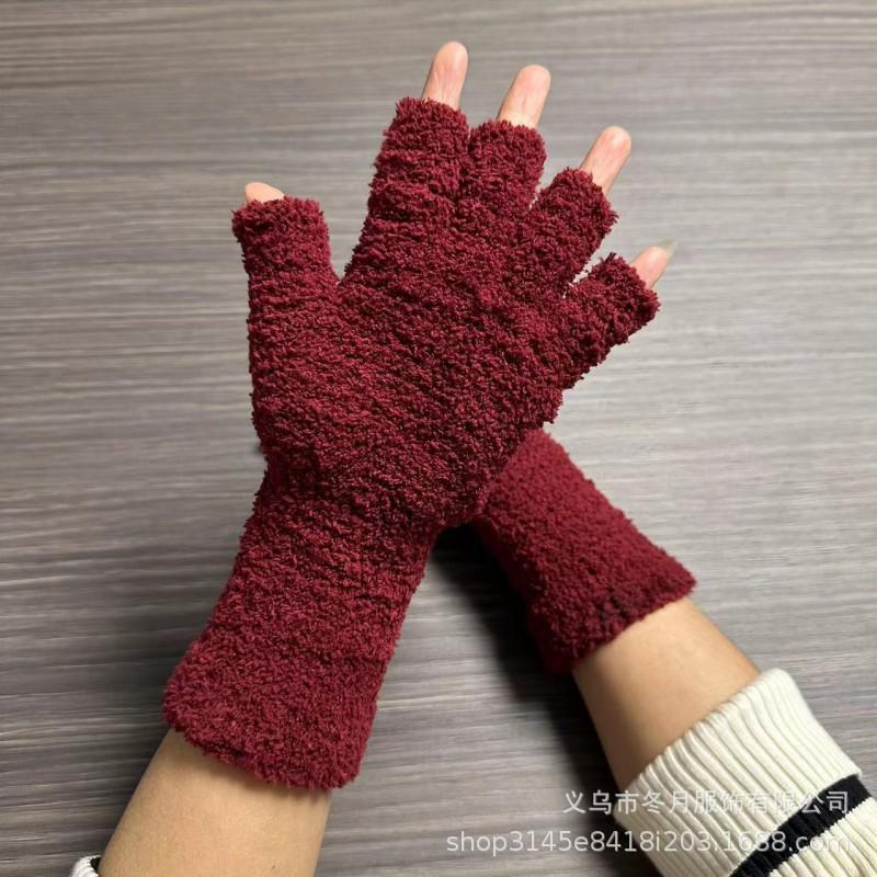 Unisex Solid Color Coral Fleece Long Cuff Split Finger Plush Gloves