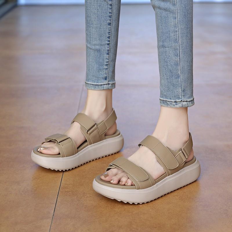Summer 2025 Elegant Leather Sandals Women's Sport Style Lightweight Plus Size Slippers