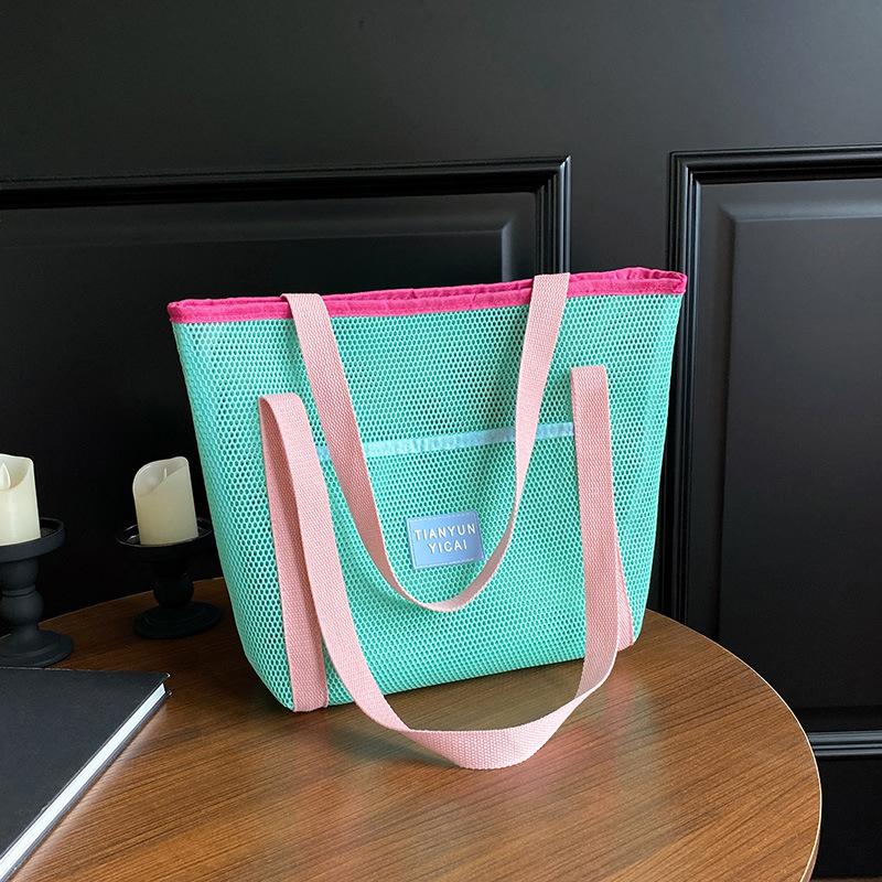 2025 neue koreanische Strandspiel Netz hohle Aufbewahrungstasche große Kapazität Schultertasche Outdoor tragbare Strandtasche