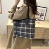 Large Capacity Stylish Women's Tote Bag Chic Plaid Design For Autumn Commute