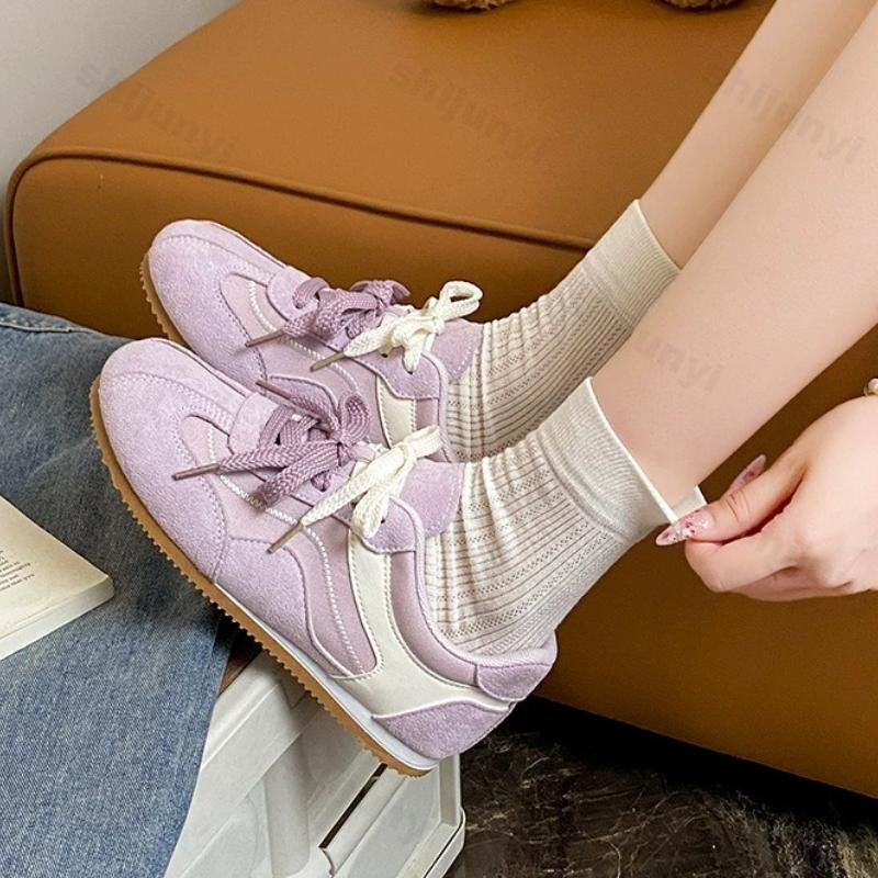Women's White Sneakers Spring Autumn Lightweight Comfortable Soft Sole Casual Board Shoes Fashion Lace Up Outdoor Non Slip Flats