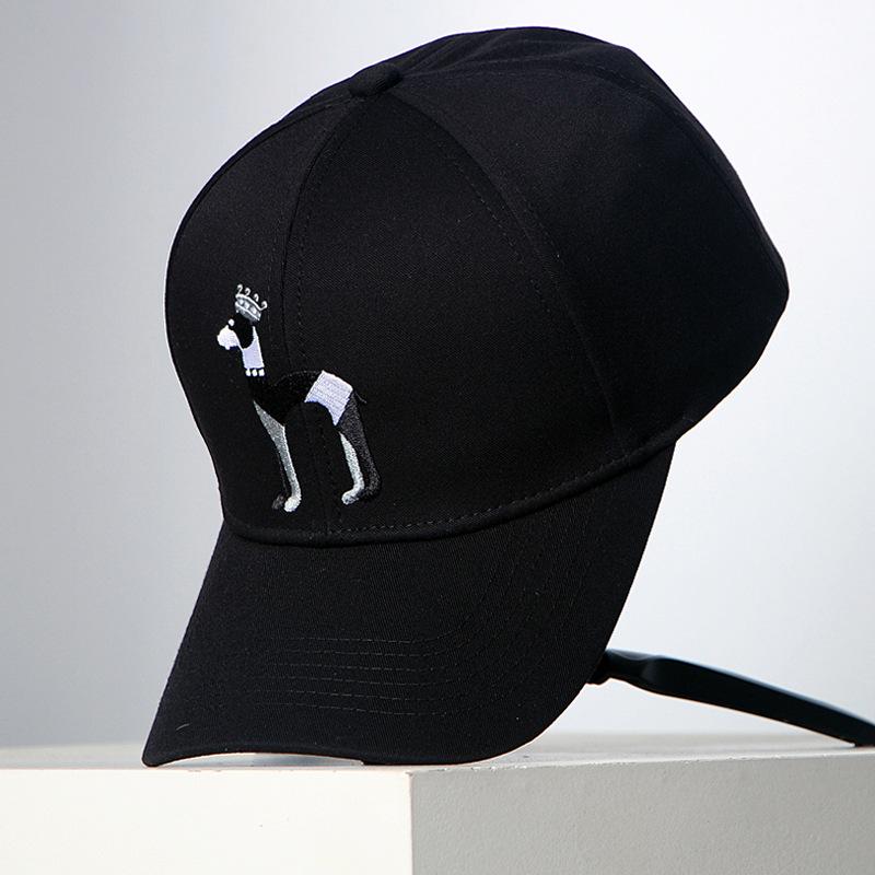 

Весна 2025 Новая нишевая дизайнерская бейсболка с вышивкой щенка Четыре сезона Повседневная Жесткий верх Солнцезащитная Adjustable head circumference suitable for 55-60cm